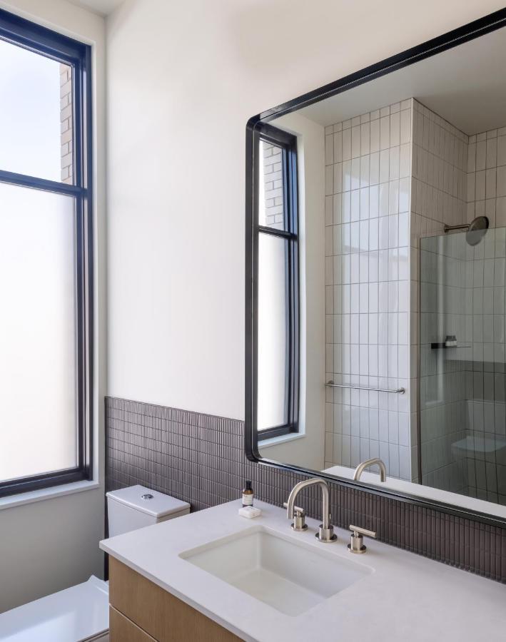 Roost Detroit Aparthotel Luaran gambar
